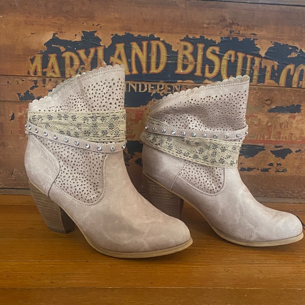 Very fun and flirty Not Rated Beige Ankle Boots with Studded Accents
